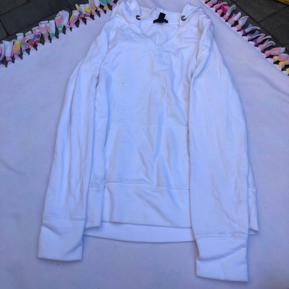 White hoodie